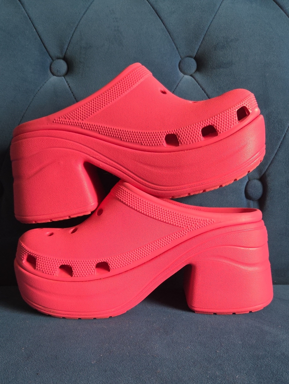 CROCS Siren Platform Clogs - Picture 3 of 9